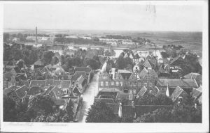 Bagijnhof/Torenstraat
Op achtergrond het Rijkskrankzinnigengesticht 1884-1967, nu Landswerf.
