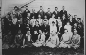 9 sep.1929
R.K zangvereniging "Nieuw Leven" o.l.v.: R. Moeskops sr. op concours in Dirkshorn. Zij wisten die dag 5 eerste prijzen te behalen. Zie voor namen: "Kent u ze nog... de Medemblikkers" door W. Kramer
