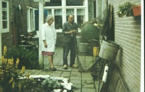 Jaren '60
Jan Lageveen met zijn vrouw, visserman, Achtereiland

