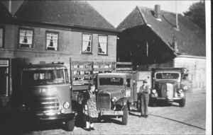 1950
Expediteur Piet Stroet sr. en vrouw Ridderstraat
