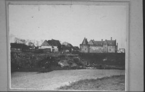 1911
Vuilstort en kasteel
