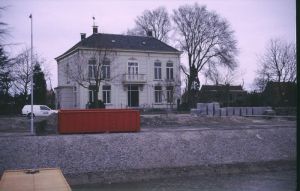 054533.jpg