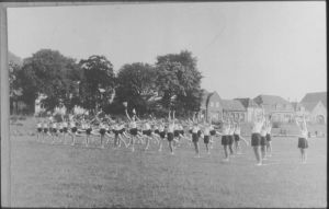 1938
Landelijke gymwedstrijden op het sportveld aan het Vooreiland.
