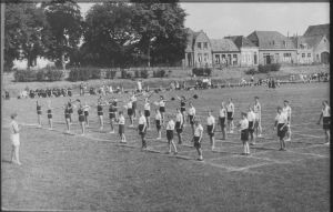 1938
Landelijke gymwedstrijden op het sportveld aan het Vooreiland.
