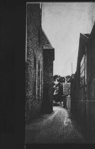 1930
Steegje tussen kasteel en Conservenfabriek

