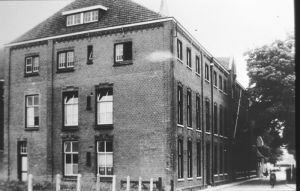 099642.jpg