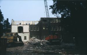 099906.jpg