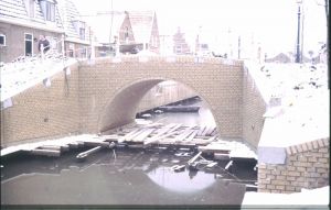 018450.jpg